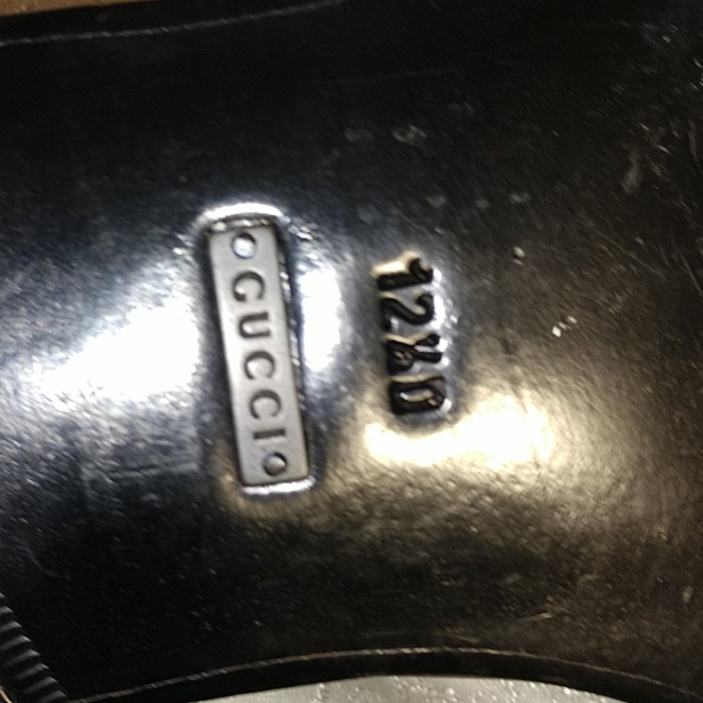 Gucci Men's Smooth Black Leather Shoes - Picture 5 of 10